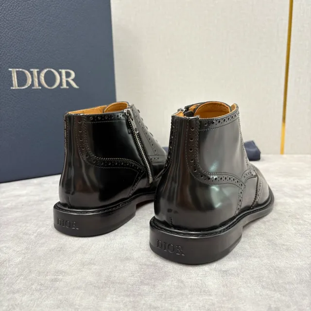 Dior B27 Black Brown Glossy Leather Brogue Wingtip Ankle Boots