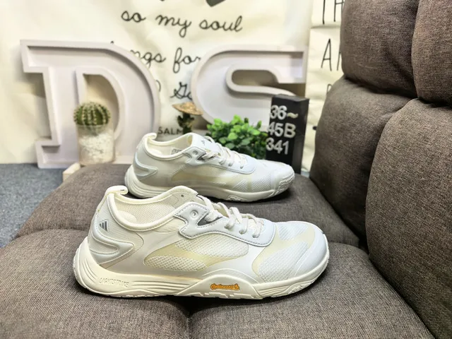 Salomon Gray White Mesh And Synthetic Overlay Upper Sculpted Wavy Midsole Lifestyle Sneakers