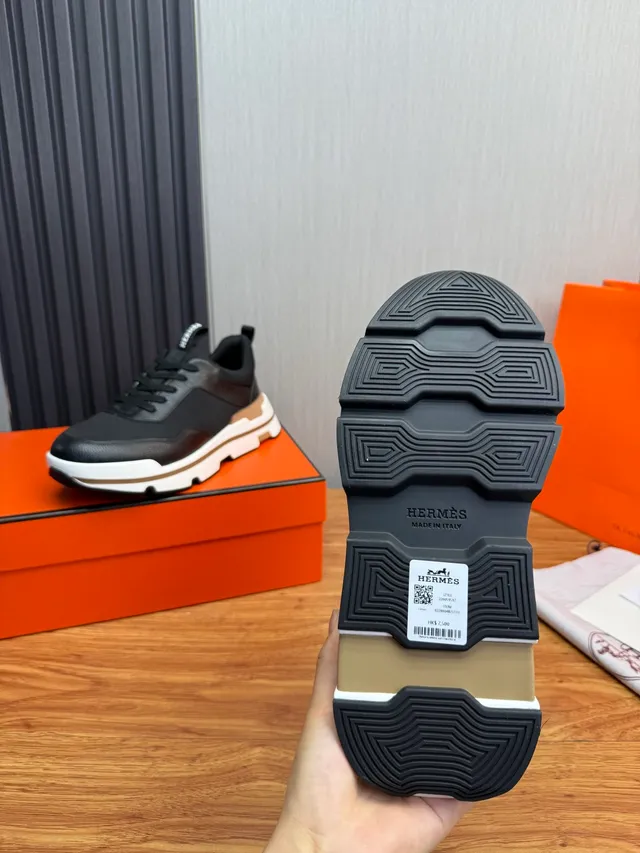Hermès Black White Textile And Pebbled Leather Upper Layered Tan Sole Sneakers