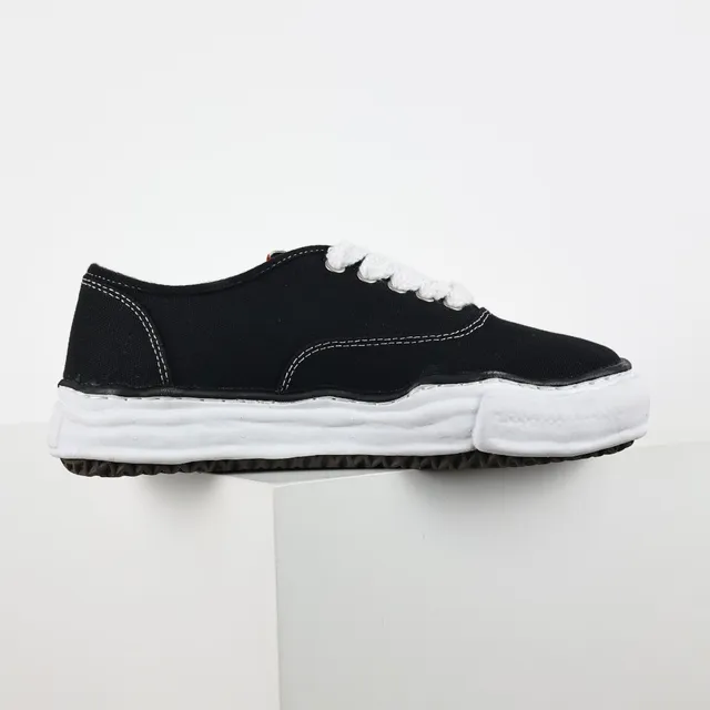 MMY Black White Canvas Upper Sculpted Midsole Lifestyle Sneakers