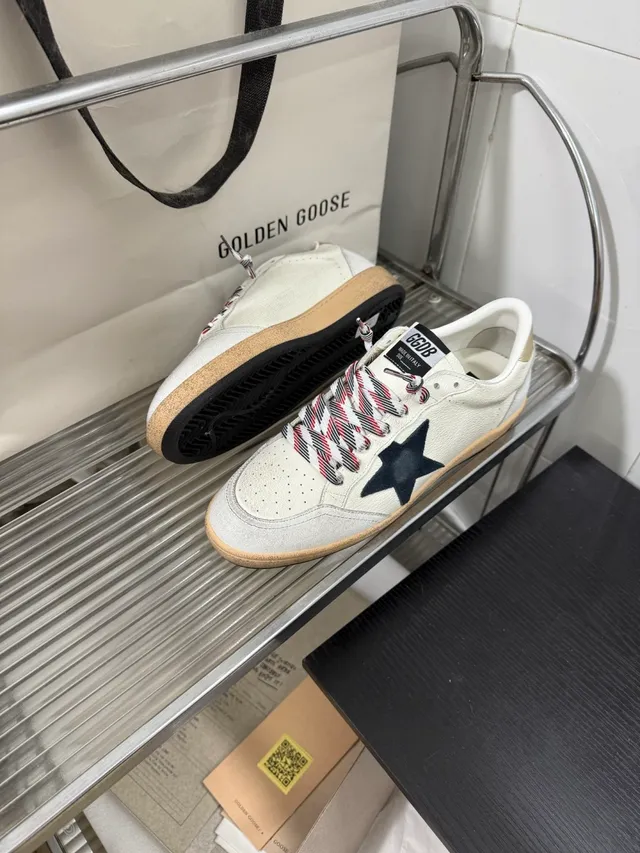 Golden Goose Ball Star White Black Low-Top Suede-Leather Mix Lifestyle Sneakers
