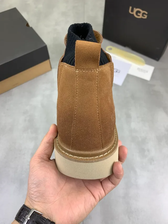 UGG Brown Beige Suede Upper Knit Collar Ankle Boots