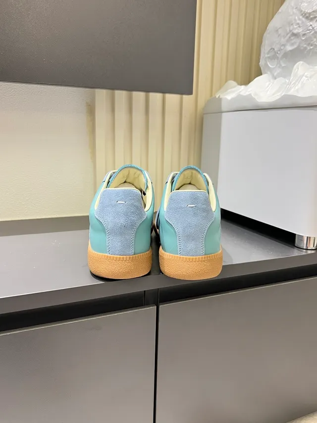 Maison Margiela White Multicolor Low-Top Leather Upper Lifestyle Sneakers