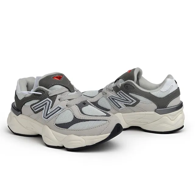 New Balance 9060 Pink Mauve Chunky Sneakers