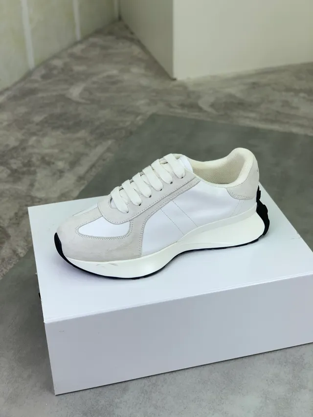 Alexander McQueen Oversized Sneaker White Beige Lifestyle Sneakers