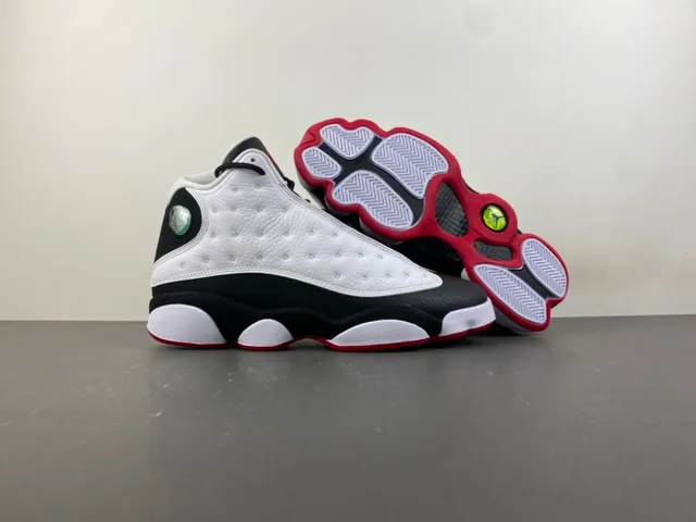 Air Jordan 13 White Black Red Quilted Basketball Shoes