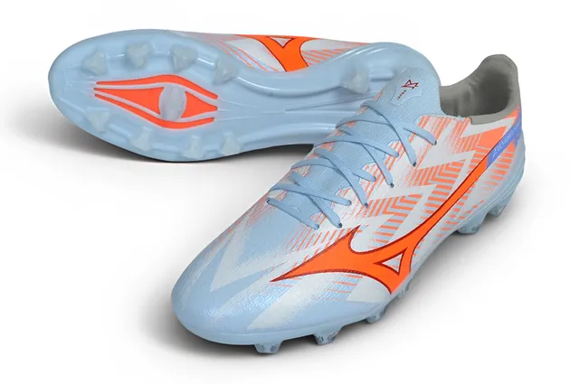 Mizuno Blue Orange Low-Cut Synthetic Upper Geometric Overlay Pattern Firm-Ground Soccer Shoes