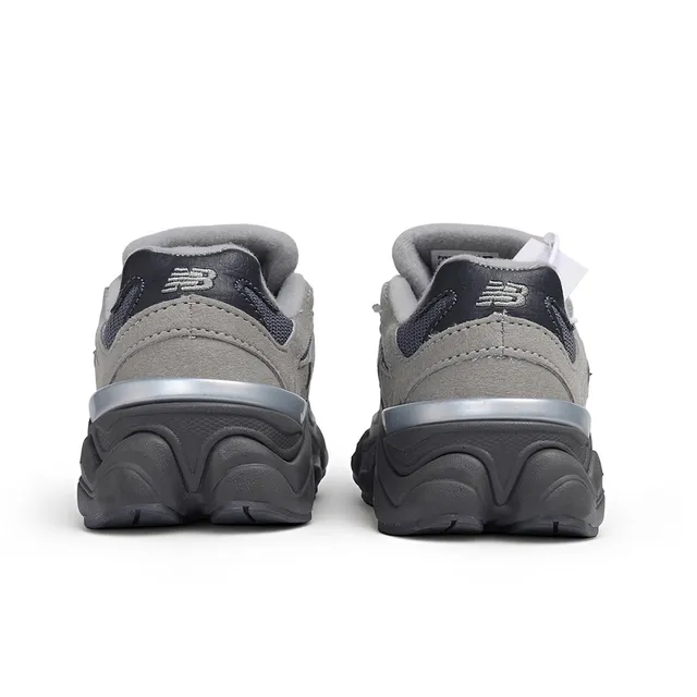 New Balance 9060 Pink Mauve Chunky Sneakers