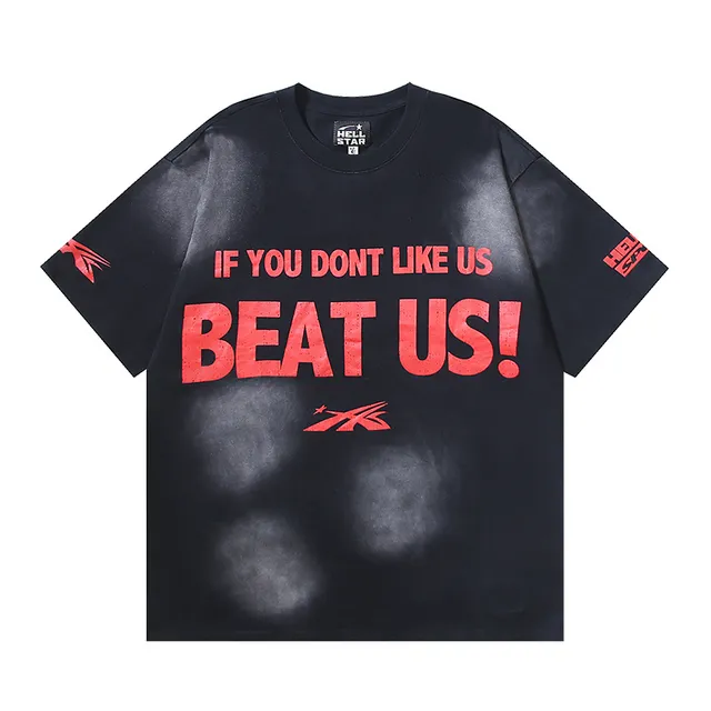 Reebok Graphic Oversized Black and Red Distressed T-Shirt