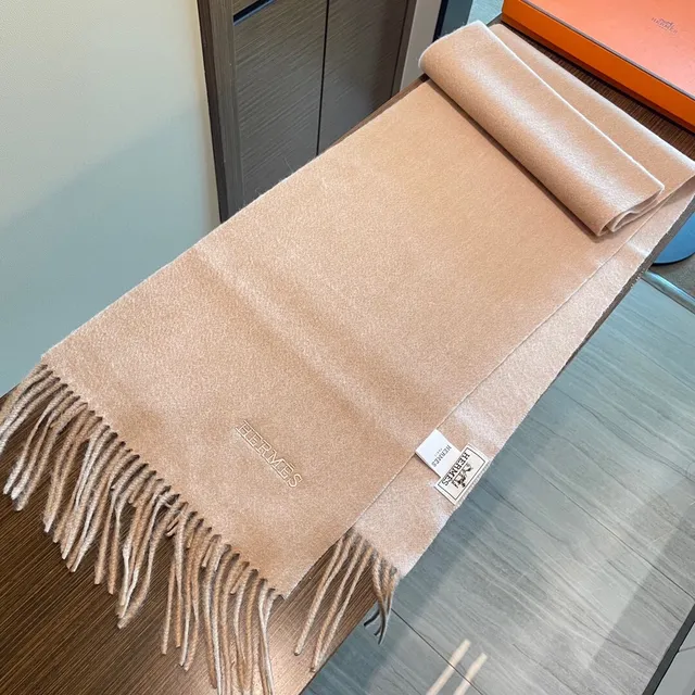 Hermès Beige Soft Texture Frayed Edge Finish Cashmere Scarf