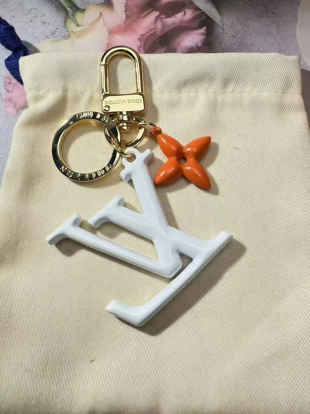 Louis Vuitton Monogram Flower Multicolor Glossy Resin Star-Shaped Charm Crossbody Bag