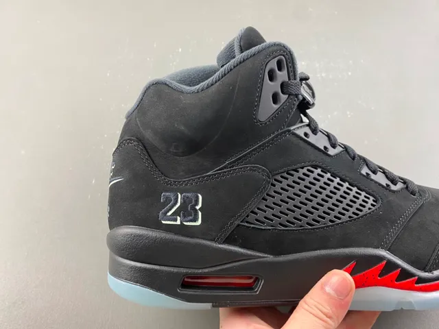 Air Jordan 5 Black Red Lightning Bolt Basketball Shoes
