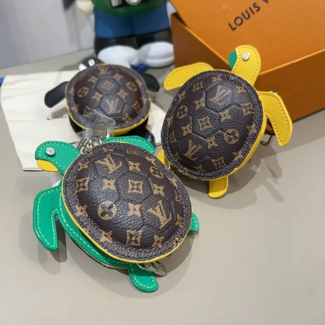 Louis Vuitton Multicolor Turtle Silhouette Monogram Canvas Coin Purse
