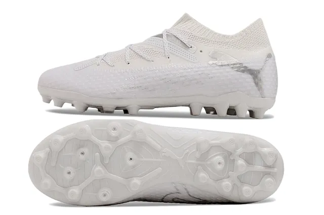 Puma White Silver Knit Upper Integrated Lacing Firm-Ground Soccer Shoes