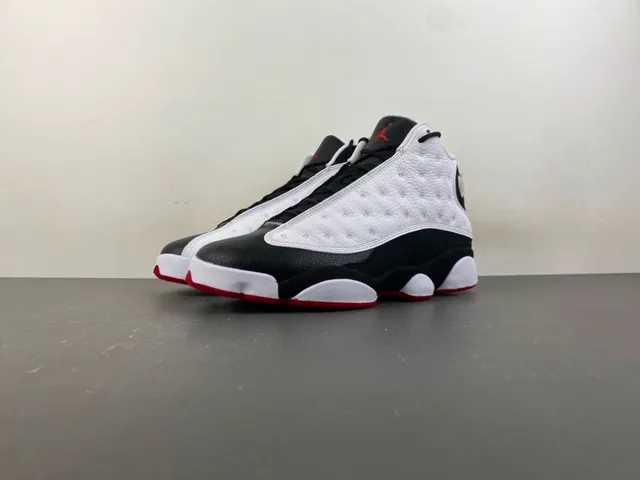 Air Jordan 13 White Black Red Quilted Basketball Shoes