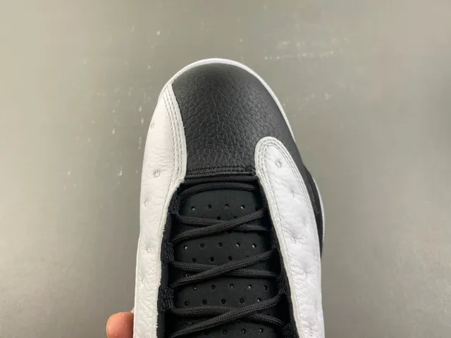 Air Jordan 13 White Black Red Quilted Basketball Shoes