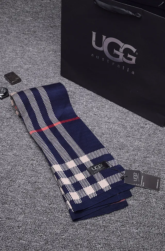 UGG Navy Beige Plaid Pattern Knitted Scarve
