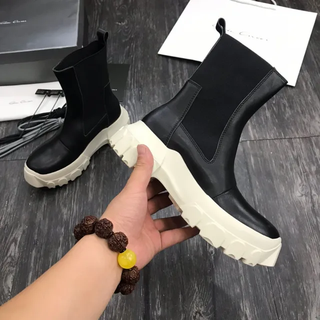 Black Beige Leather Upper Elastic Side Panels Chelsea Boots