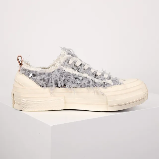 VEJA Beige Gray Fuzzy Textured Upper Sequin Embellishment Sneakers