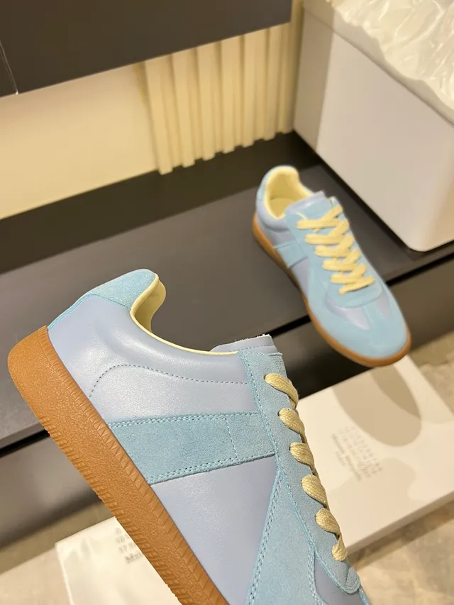 Maison Margiela White Multicolor Low-Top Leather Upper Lifestyle Sneakers