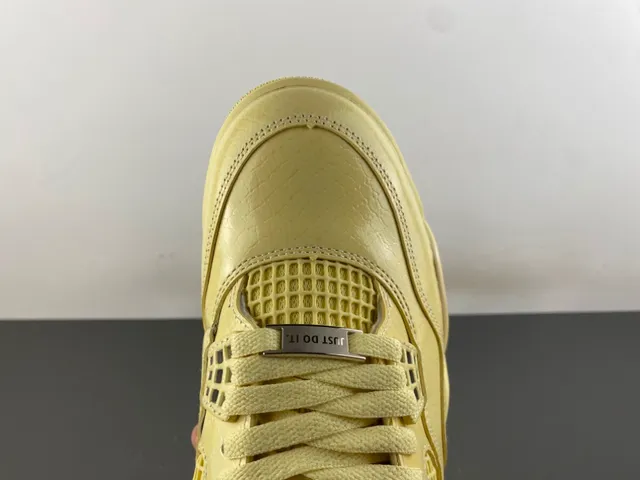 Air Jordan 4 Monochromatic Yellow Basketball Shoes