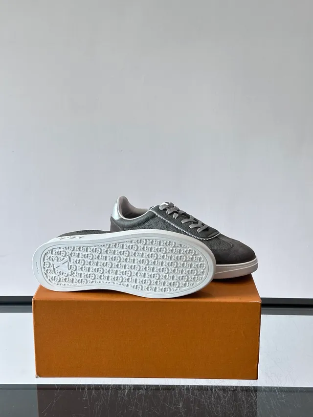 Louis Vuitton Gray White Monogram Leather Upper Rubber Sole Lifestyle Sneakers