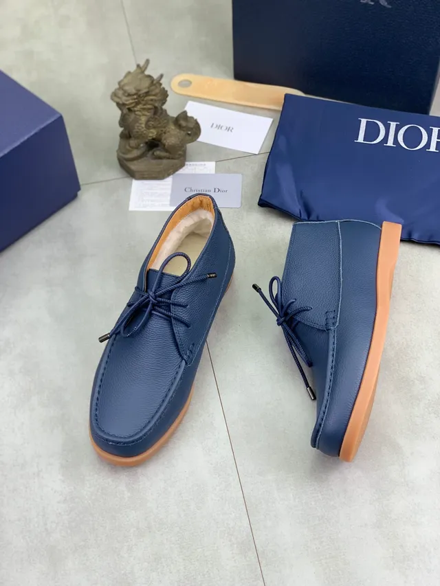 Dior Navy Pebbled Leather Lace-Up Boat Shoes