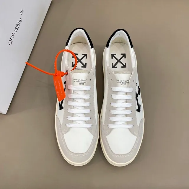 Off-White Diagonal Arrow Logo White and Gray Lifestyle Sneakers