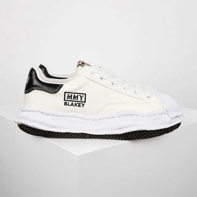 MMY White Black Canvas Upper Sculpted Midsole Sneakers