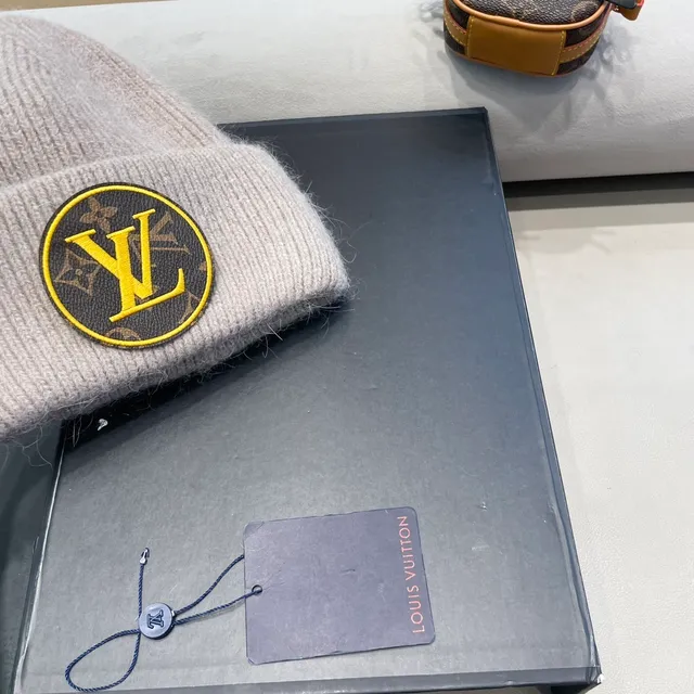 Louis Vuitton Logo Patch Beige Ribbed Knit Beanie