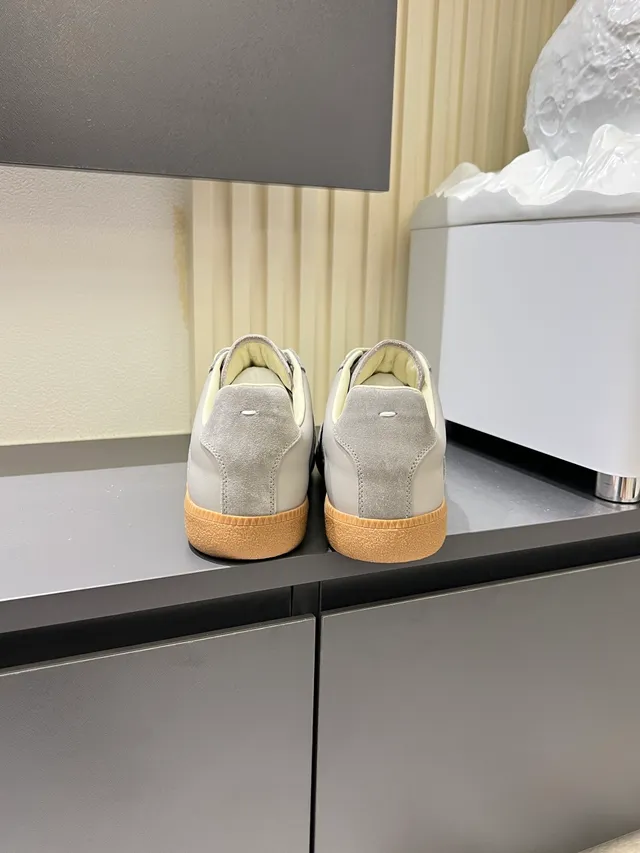 Maison Margiela White Multicolor Low-Top Leather Upper Lifestyle Sneakers
