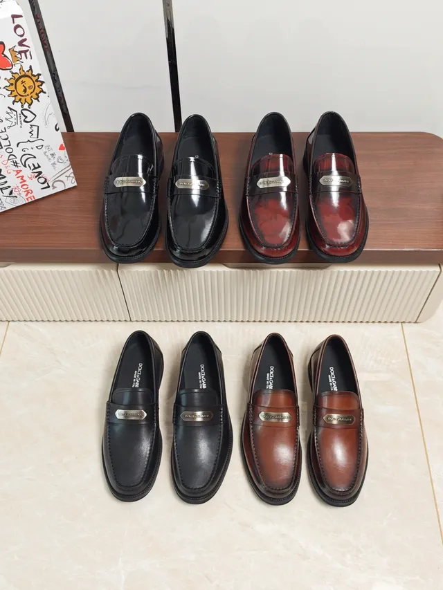 Dolce & Gabbana Black Leather Penny Loafer