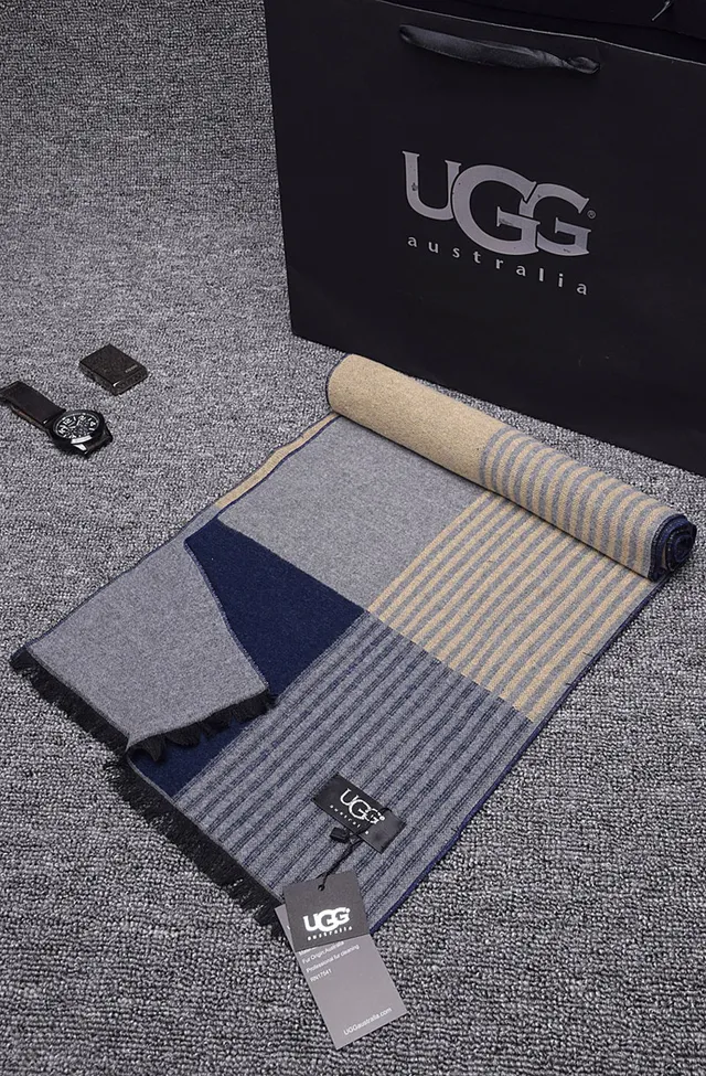 UGG Gray Navy Striped Ribbed Weave Cashmere Scarf