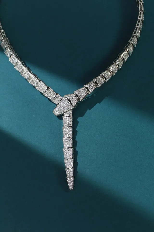Bvlgari Silver White Pavé-Set Diamonds Articulated Serpentine Form Necklace