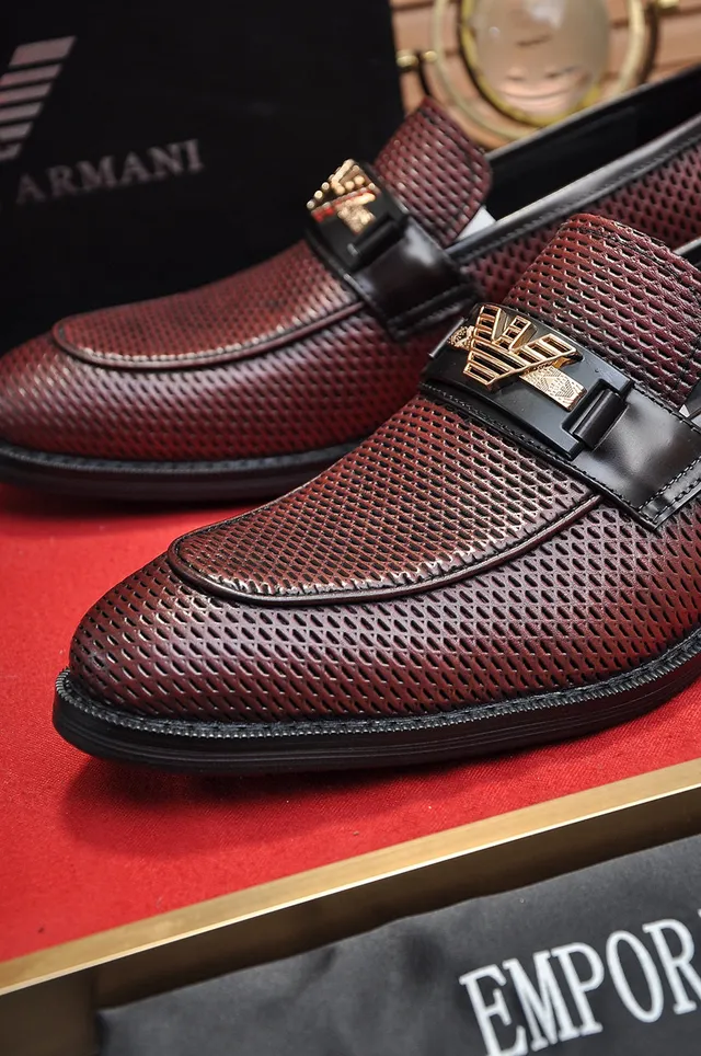 Giorgio Armani Burgundy Black Perforated Leather Metal Eagle Buckle Loafer