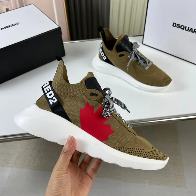 Dsquared2 Beige Red Knit Sock-Fit Upper Maple Leaf Graphic Lifestyle Sneakers
