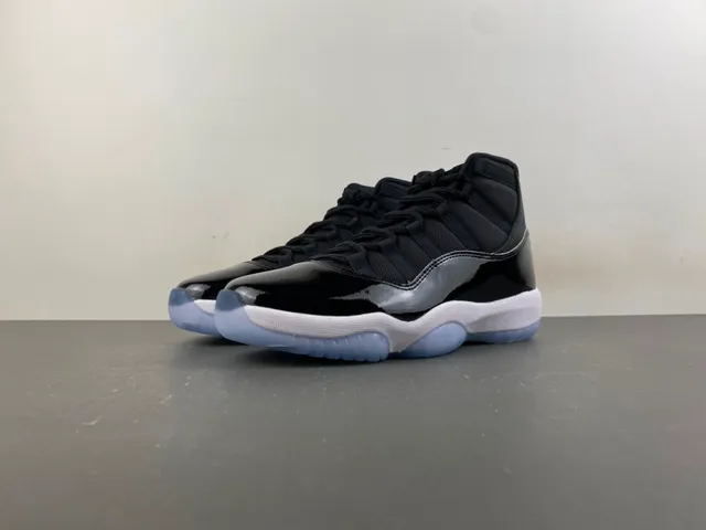 Air Jordan 11 Black Concord Basketball Shoes