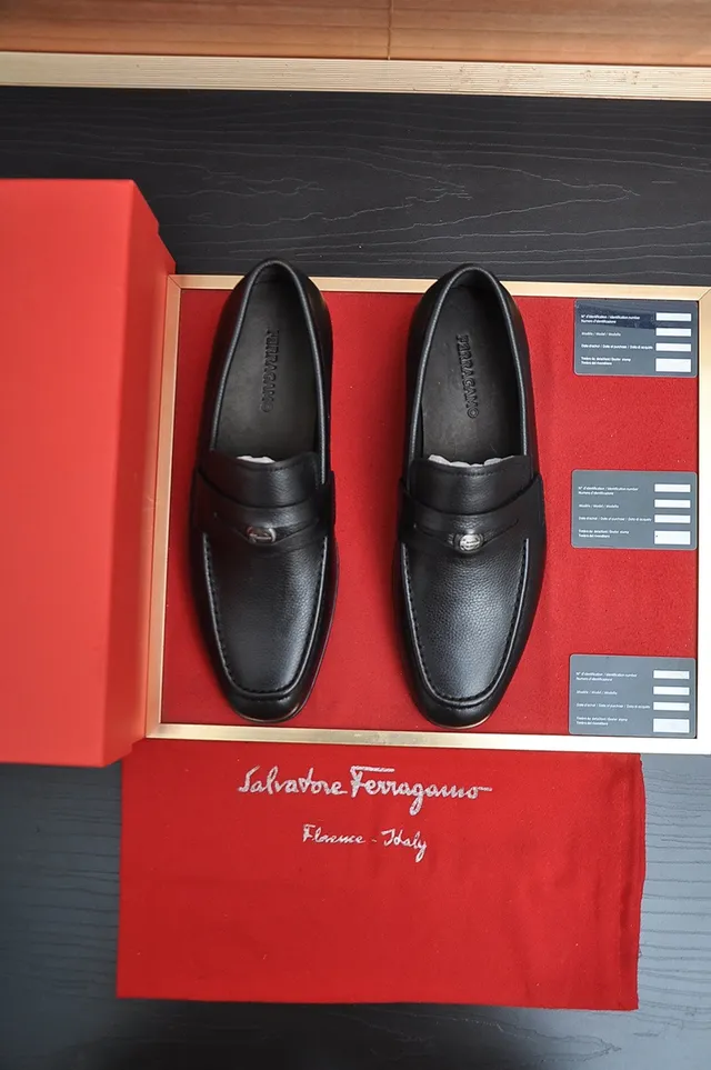 Salvatore Ferragamo Gancini Loafer Black Pebbled Leather Penny Strap Loafers