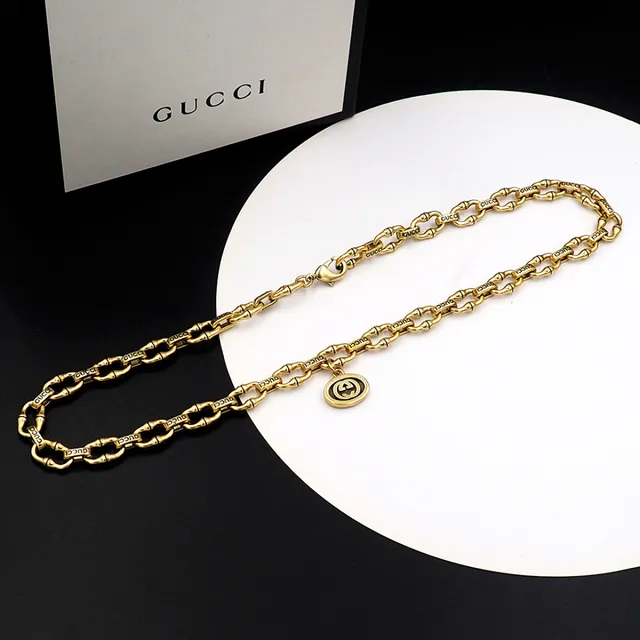 Gucci Bamboo Chain Engraved Double G Pendant Necklace