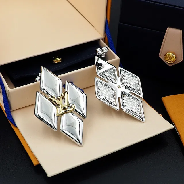Louis Vuitton Monogram World Tour Diamond-Shaped Metallic Brooches
