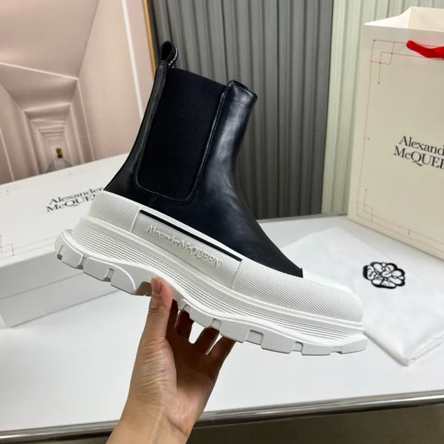 Alexander McQueen Black White Chunky Platform Sole Elastic Side Panels Chelsea Boots