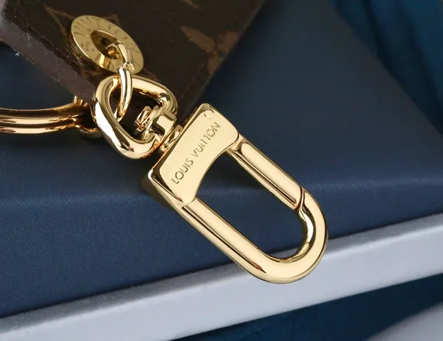 Louis Vuitton Monogram Canvas Key Tag Card Holder