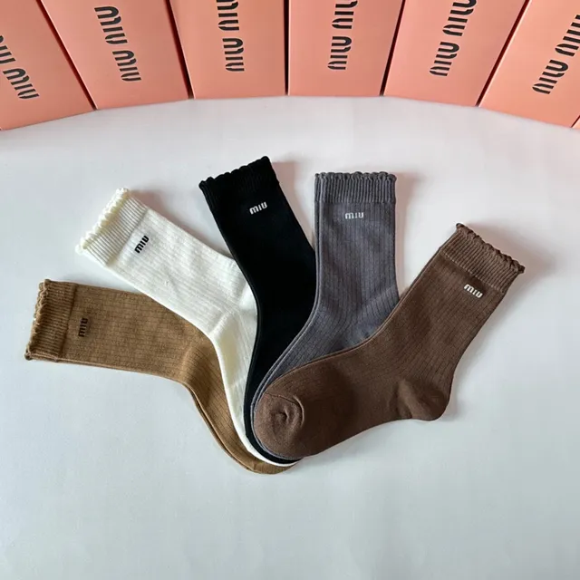 Miu Miu Ribbed Knit Logo Socks