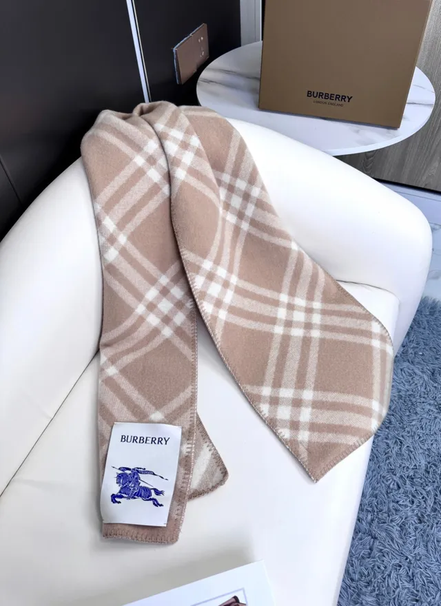 Burberry Beige and Off-White Check Cashmere Scarf