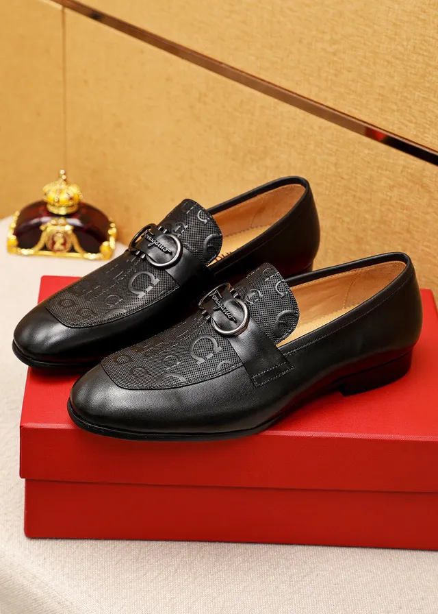 Salvatore Ferragamo Gancini Black Leather Horsebit Loafers