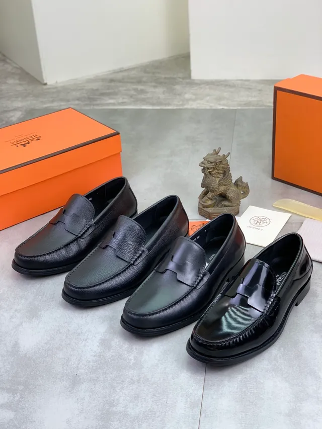 Hermès Oran Black Textured Leather H-Strap Loafers