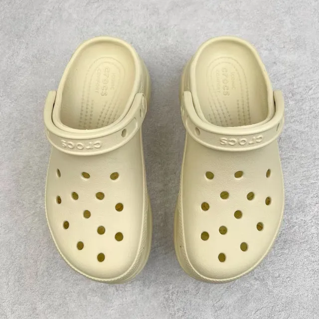 Crocs Echo Clog Beige Platform Clog