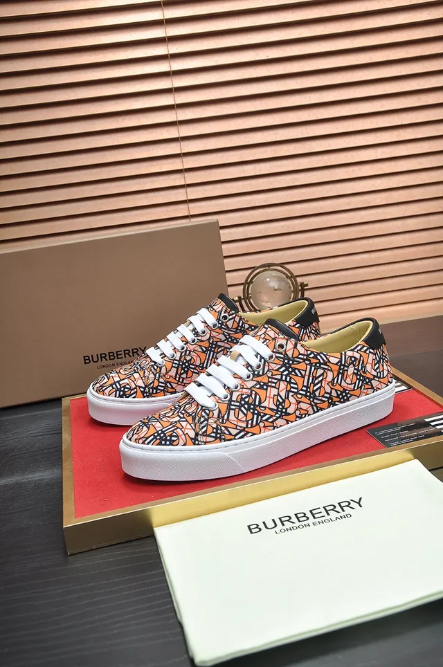 Burberry Orange White Low-Top Geometric-Print Canvas Upper Lifestyle Sneakers