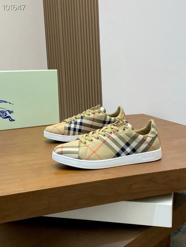 Burberry Beige White House Check Canvas Upper Low-Top Silhouette Lifestyle Sneakers