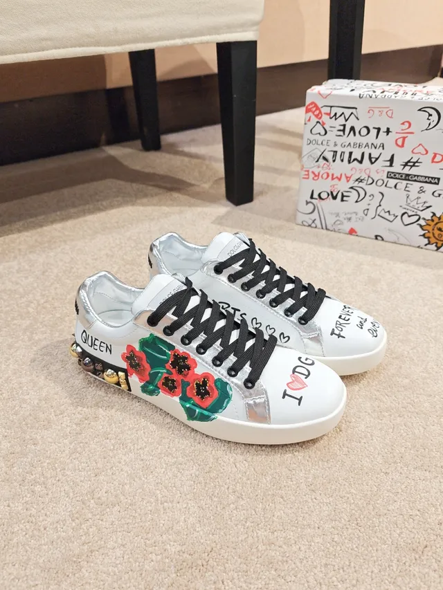 Dolce & Gabbana White Multicolor Hand-Painted Floral Motif Graffiti-Style Text Lifestyle Sneakers